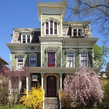 Hudson City Bed And Breakfast 외부 사진