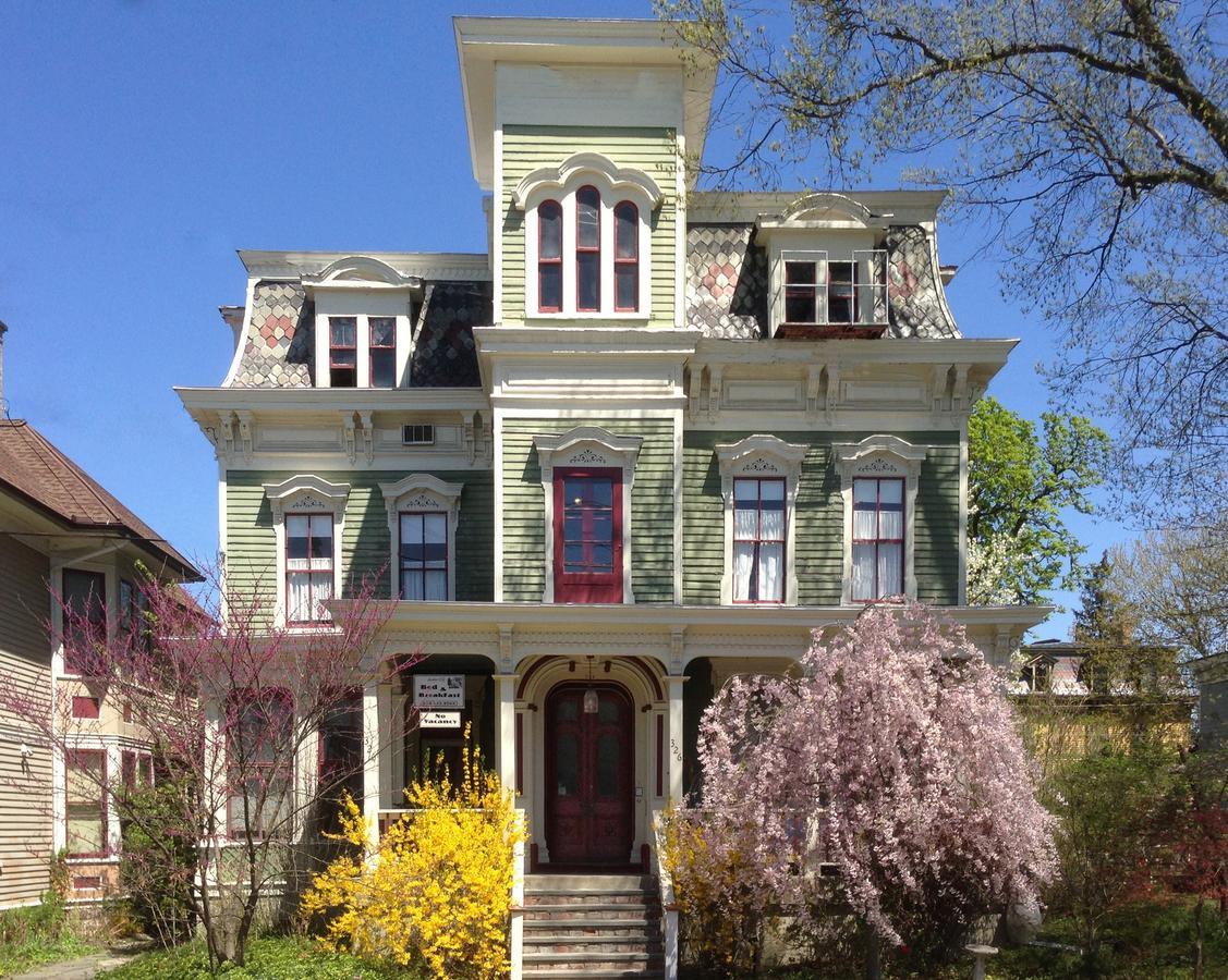 Hudson City Bed And Breakfast 외부 사진
